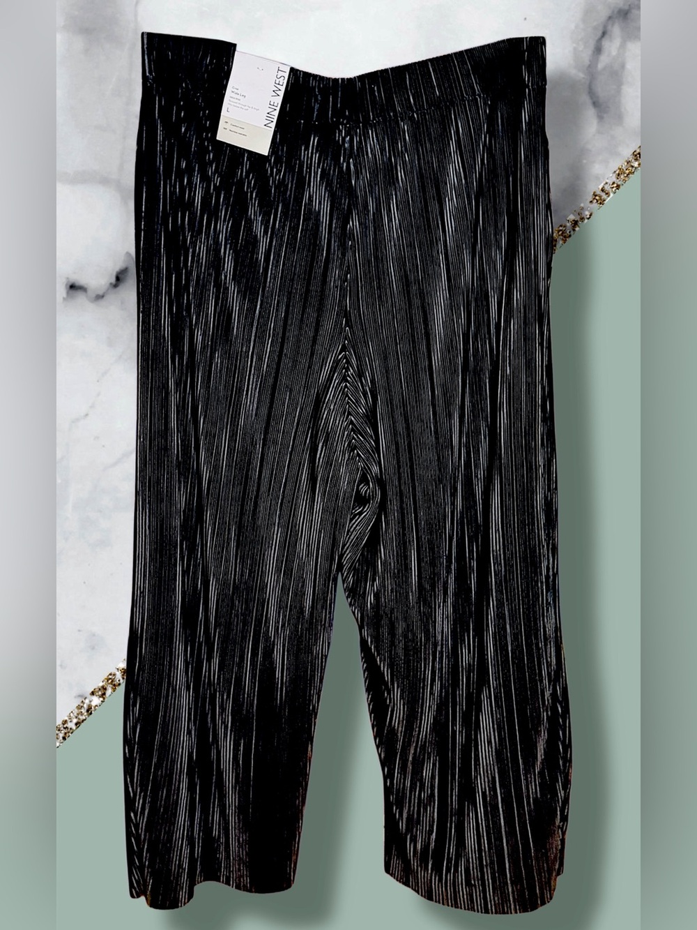 Nine West NWT Black Wide Leg Pleated Cropped Pants size Large - Picture 2 of 9
